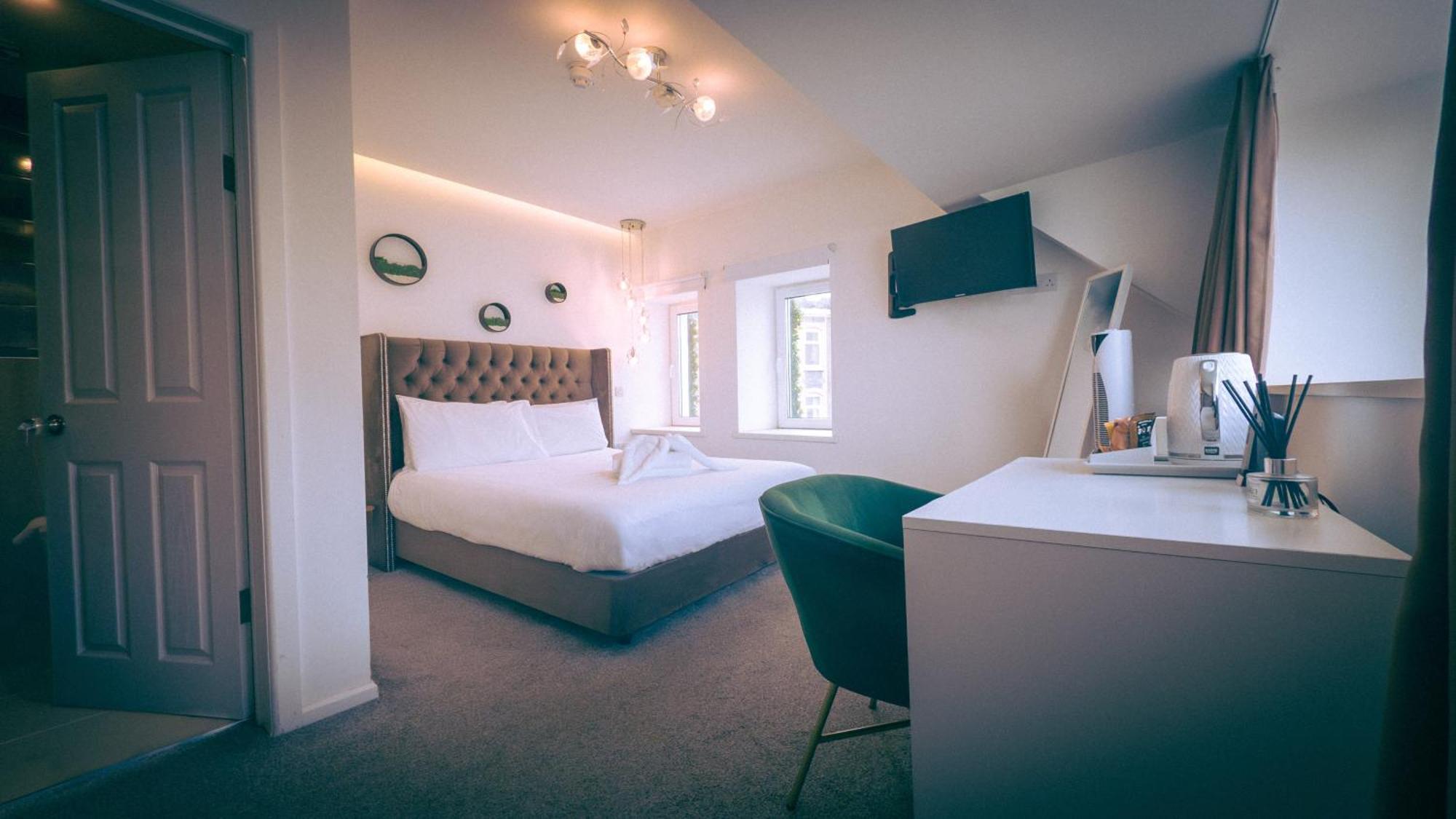 Oyo Newquay Beach Hotel ภายนอก รูปภาพ