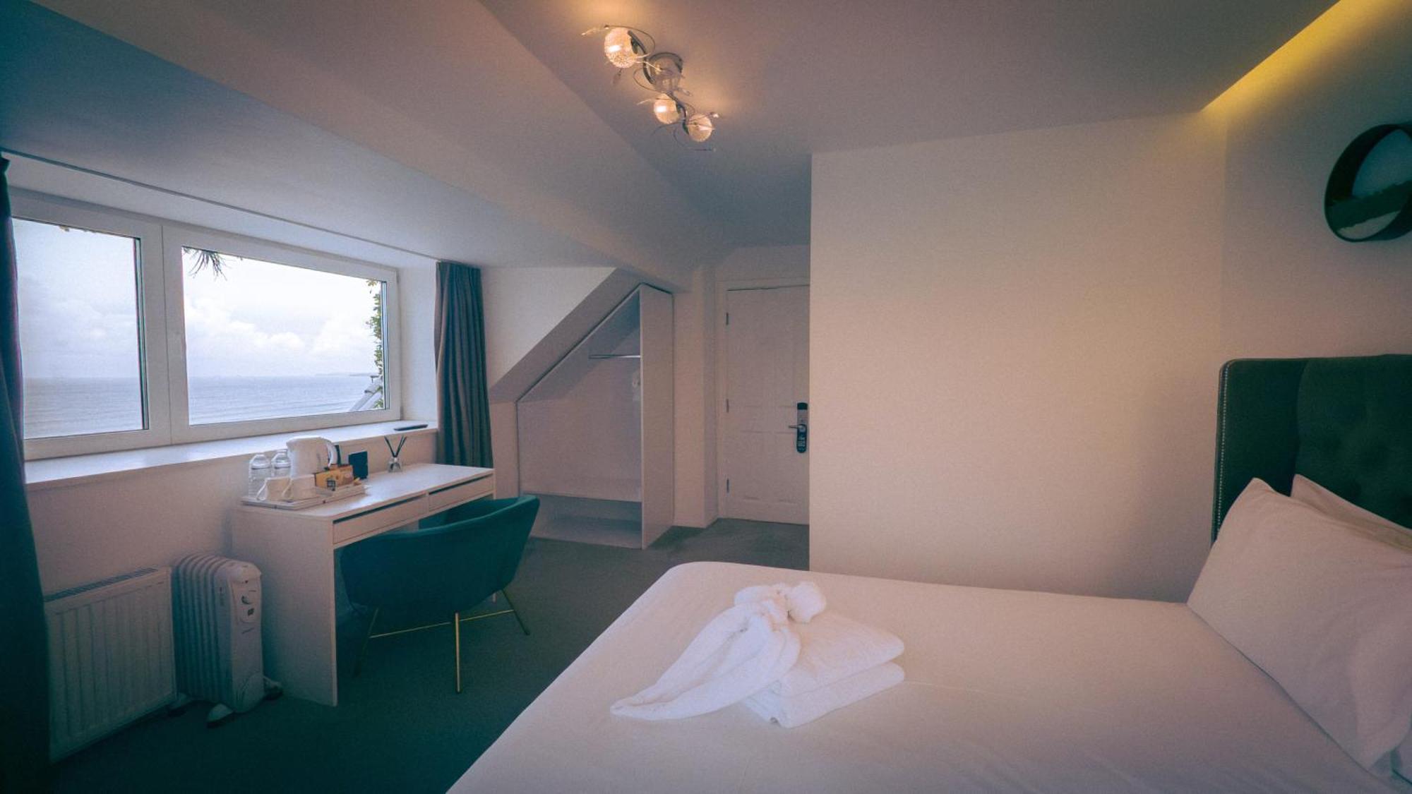 Oyo Newquay Beach Hotel ภายนอก รูปภาพ