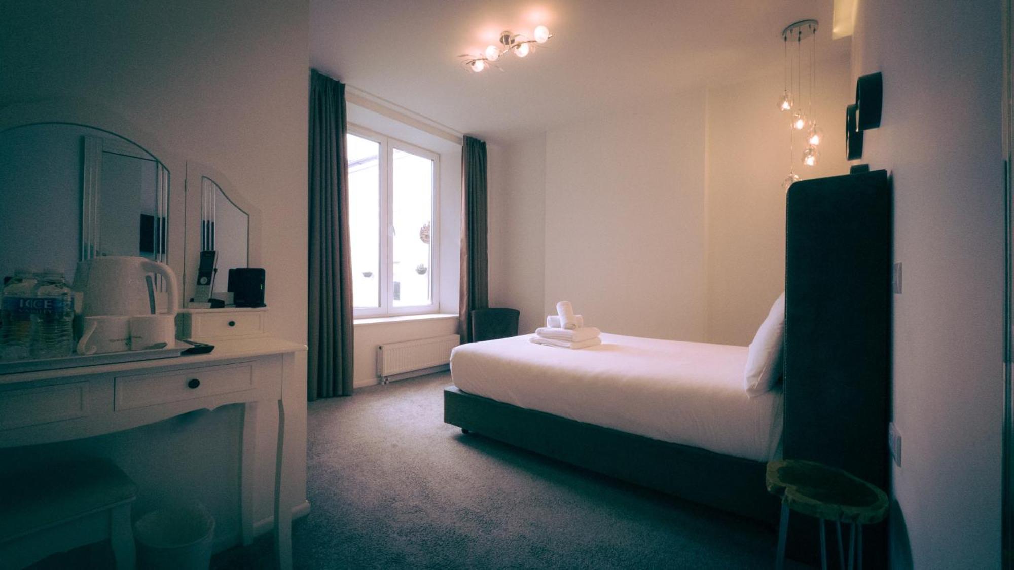Oyo Newquay Beach Hotel ภายนอก รูปภาพ