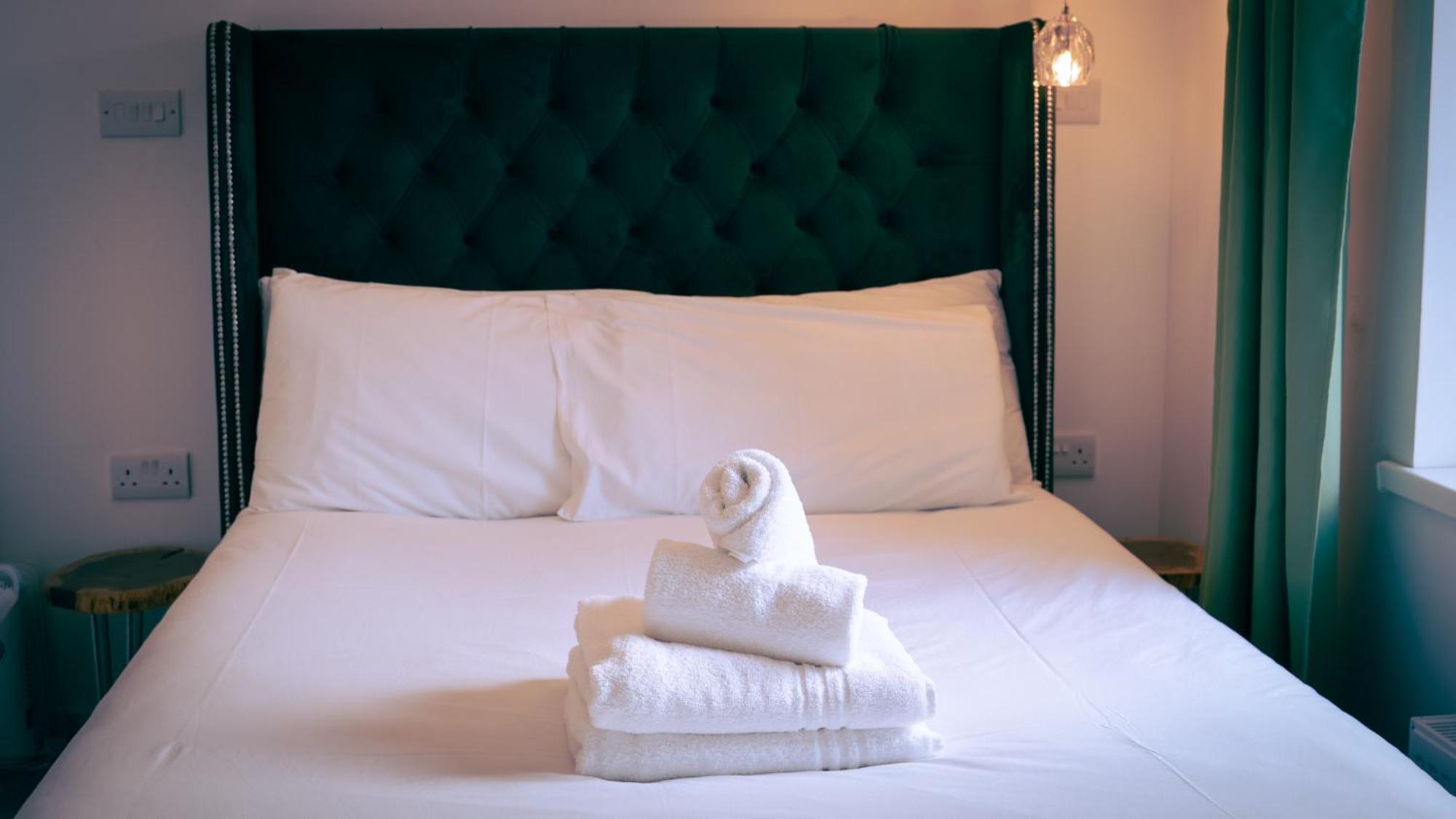 Oyo Newquay Beach Hotel ภายนอก รูปภาพ