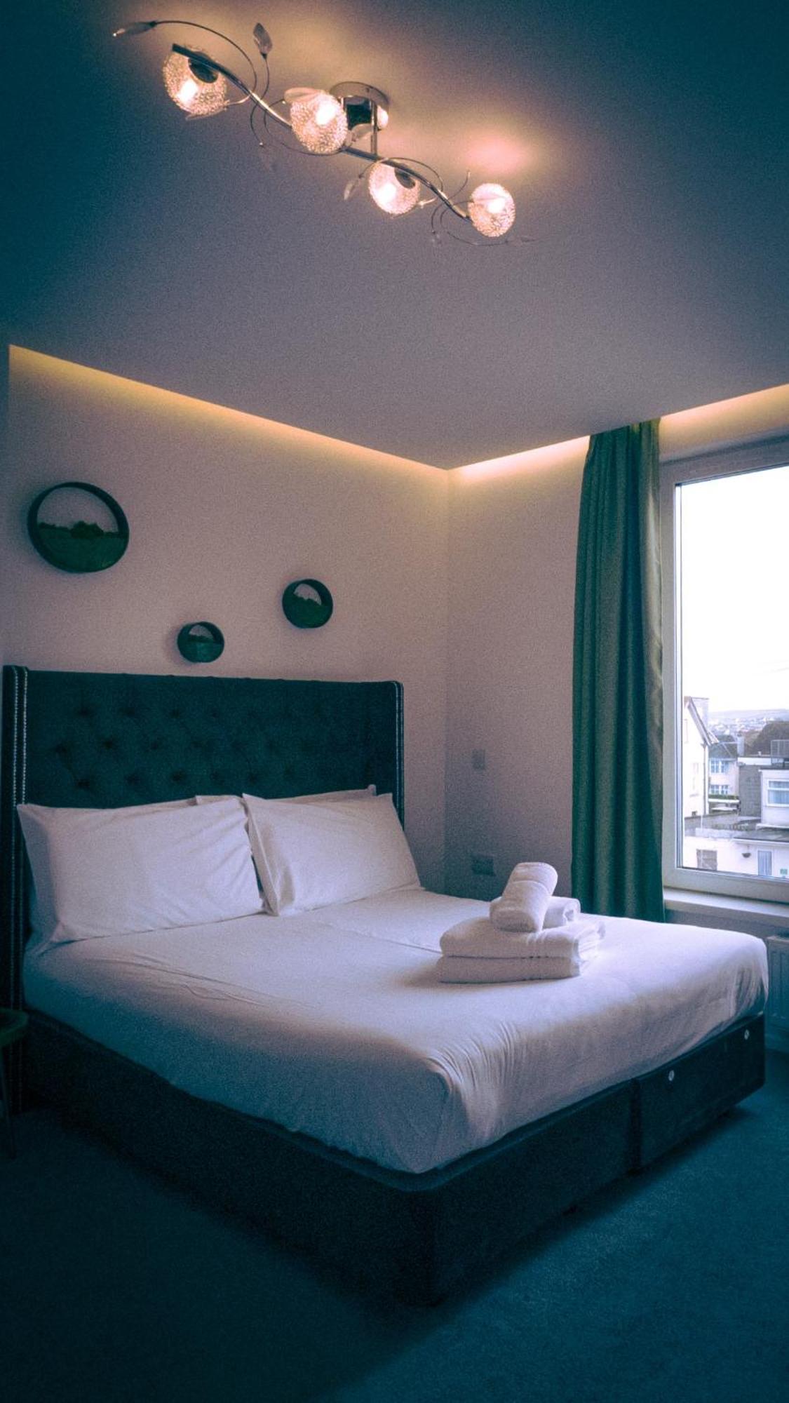 Oyo Newquay Beach Hotel ภายนอก รูปภาพ
