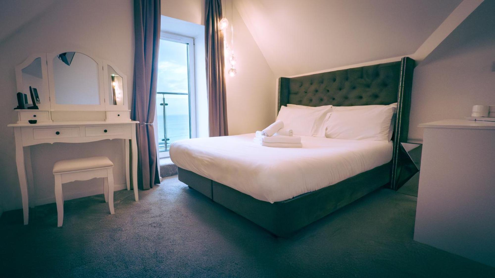 Oyo Newquay Beach Hotel ภายนอก รูปภาพ